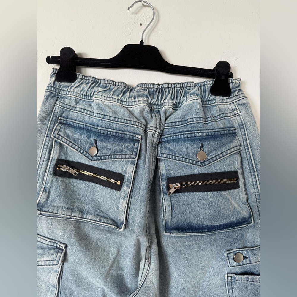 NWT EB Denim Utility Cargo Jeans in Rain Wash - Picture 10 of 14